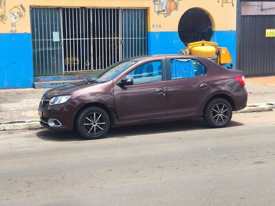 RENAULT LOGAN 1.6 EXPRESSION 8V FLEX 4P MANUAL